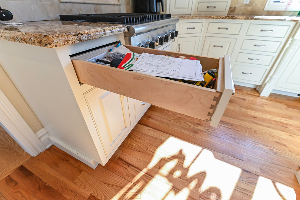 Traditional Light Cream Kitchen with Island, Granite Countertops and Appliances