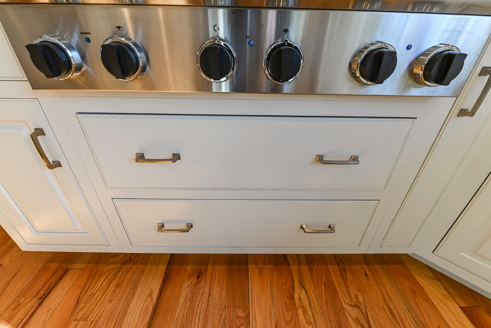 Traditional Light Cream Kitchen with Island, Granite Countertops and Appliances