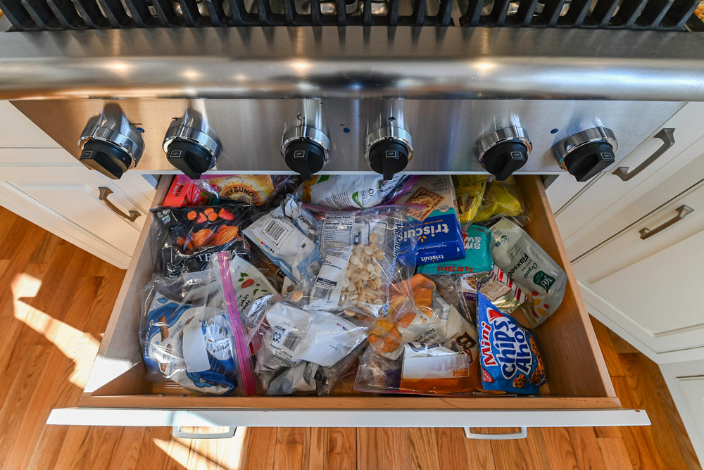 Traditional Light Cream Kitchen with Island, Granite Countertops and Appliances