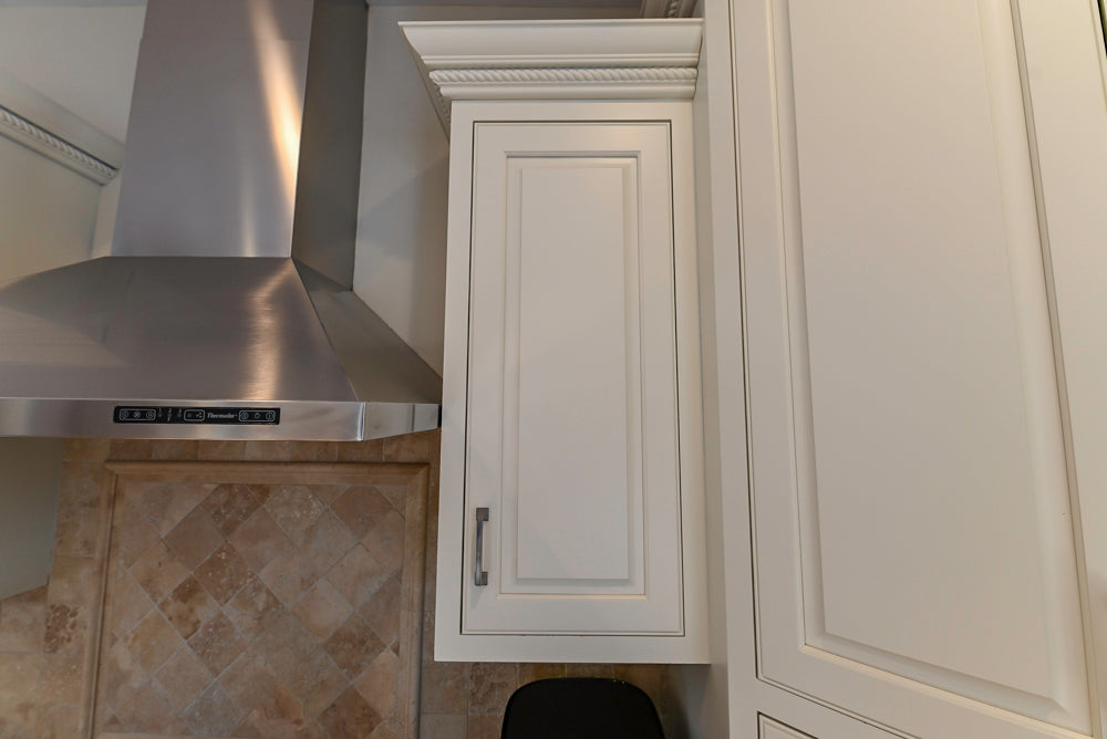 Traditional Light Cream Kitchen with Island, Granite Countertops and Appliances
