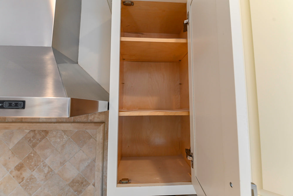 Traditional Light Cream Kitchen with Island, Granite Countertops and Appliances