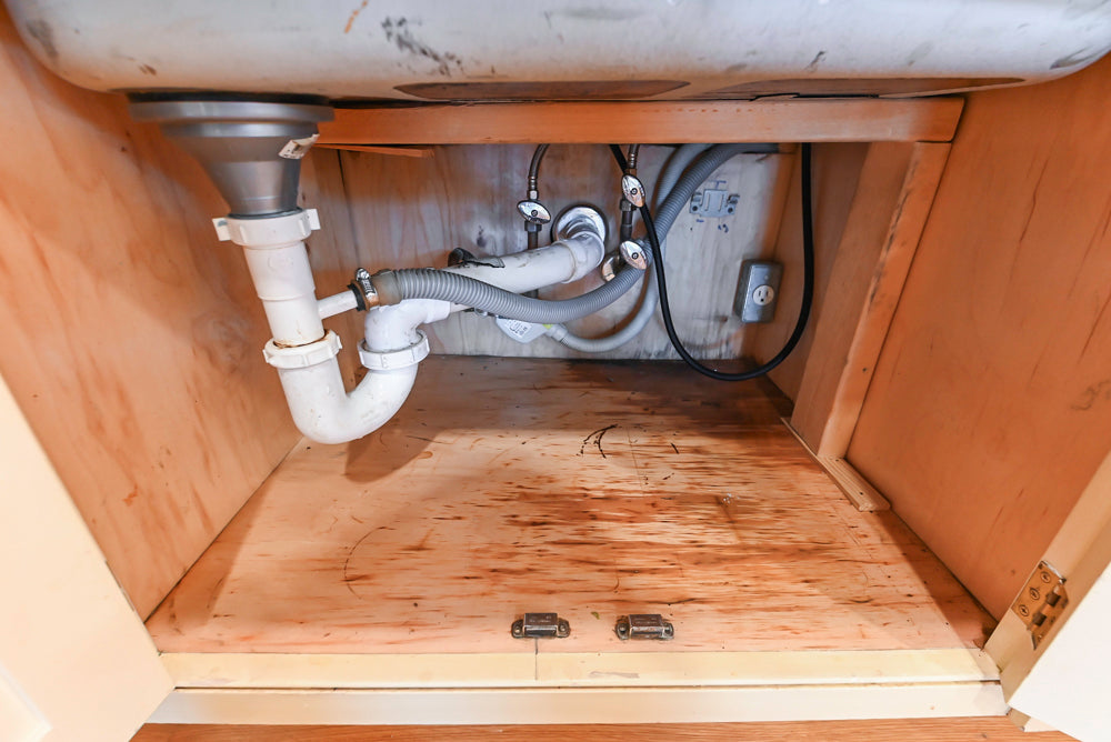 Christopher Peacock Traditional Cream Kitchen with Double Island, Granite Countertops & Appliances