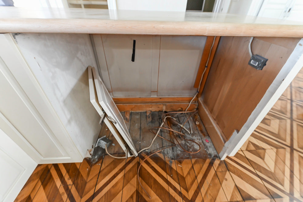 Heritage Traditional Kitchen with Double Island, Granite & Wood Countertops and Appliances