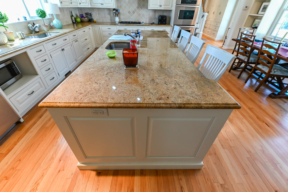 Glenwood Traditional Cream Kitchen with Island, Granite Countertops & Appliances