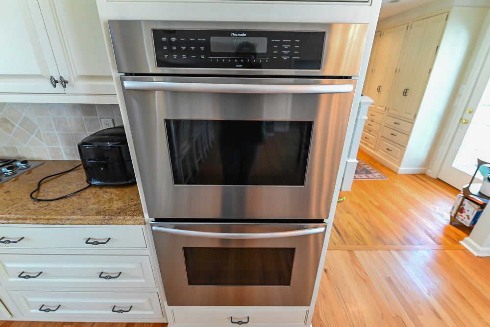 Glenwood Traditional Cream Kitchen with Island, Granite Countertops & Appliances