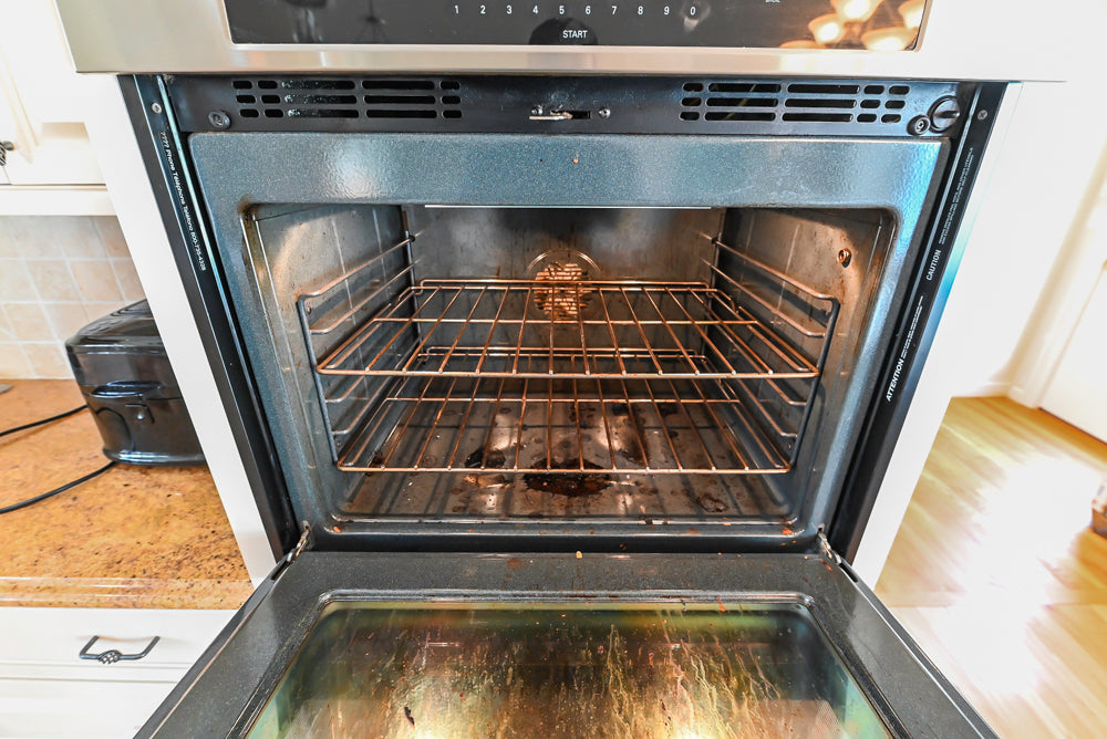 Glenwood Traditional Cream Kitchen with Island, Granite Countertops & Appliances