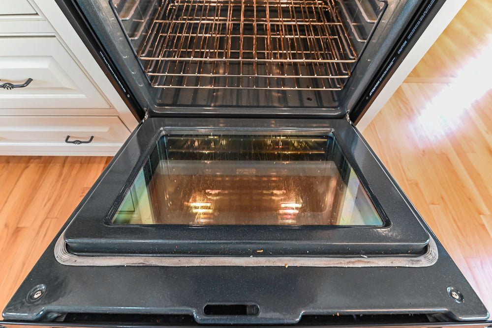 Glenwood Traditional Cream Kitchen with Island, Granite Countertops & Appliances