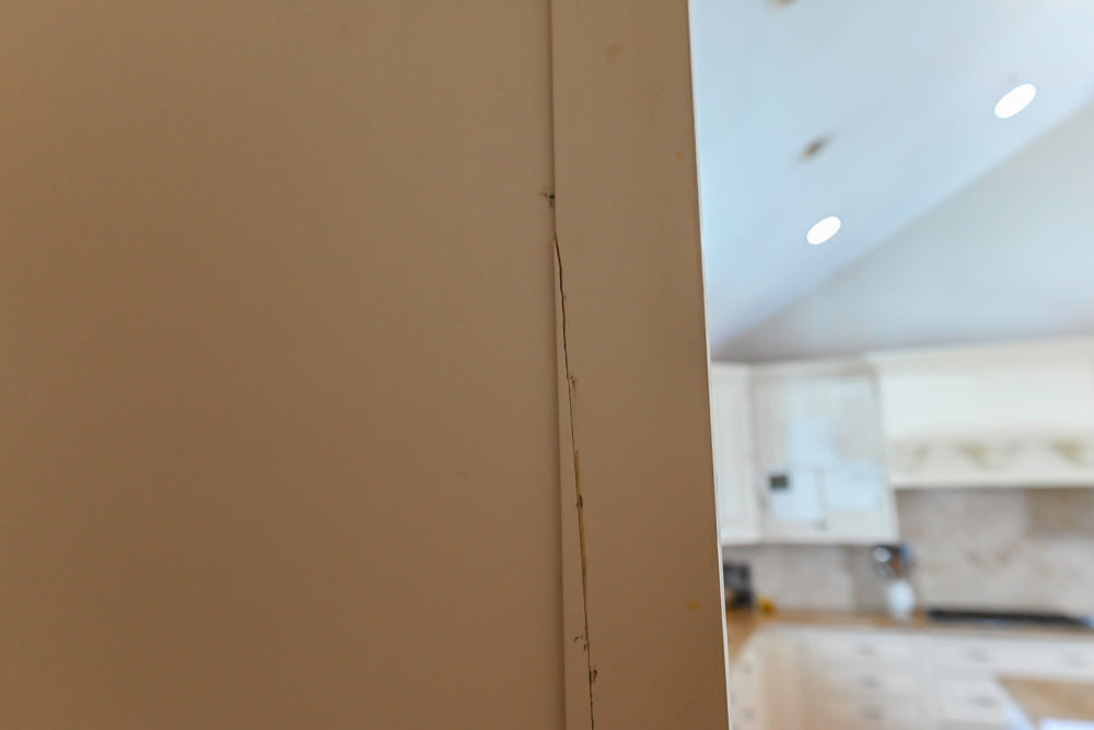 Glenwood Traditional Cream Kitchen with Island, Granite Countertops & Appliances