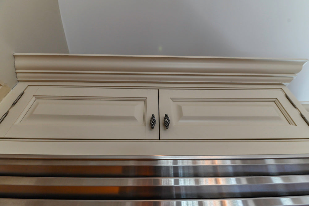 Glenwood Traditional Cream Kitchen with Island, Granite Countertops & Appliances