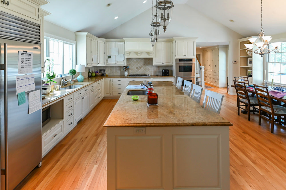 Glenwood Traditional Cream Kitchen with Island, Granite Countertops & Appliances