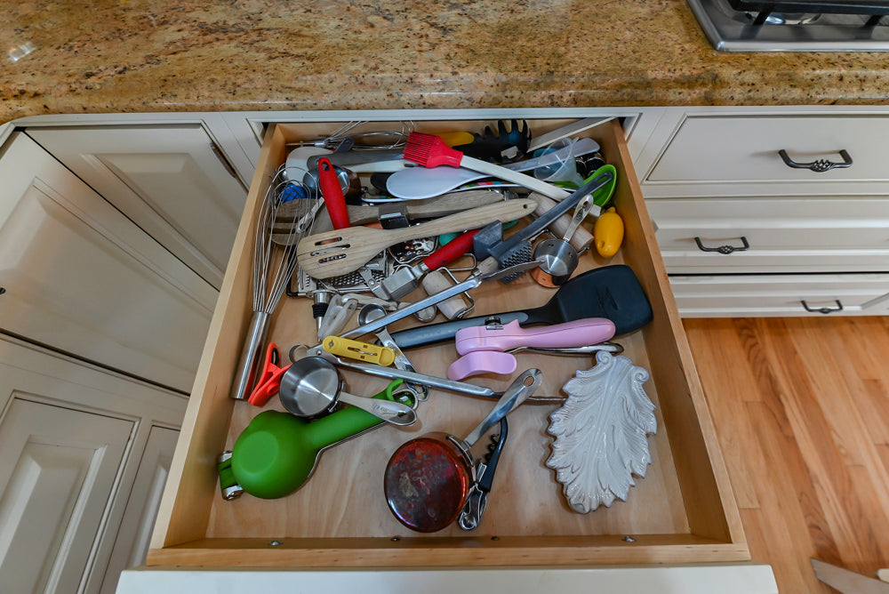 Glenwood Traditional Cream Kitchen with Island, Granite Countertops & Appliances