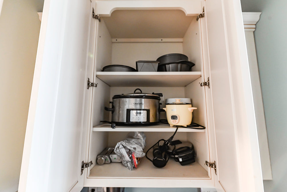 Omega Traditional Light Cream Butler's Pantry with Granite Countertops