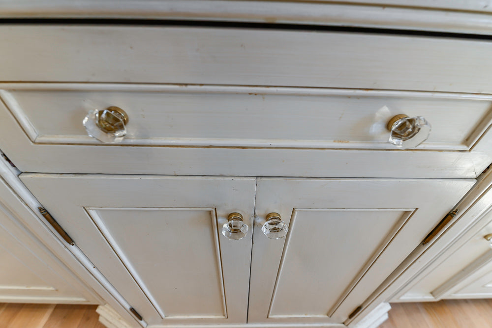 Custom Traditional Cream Kitchen with Island, Granite Countertops and 48" Range