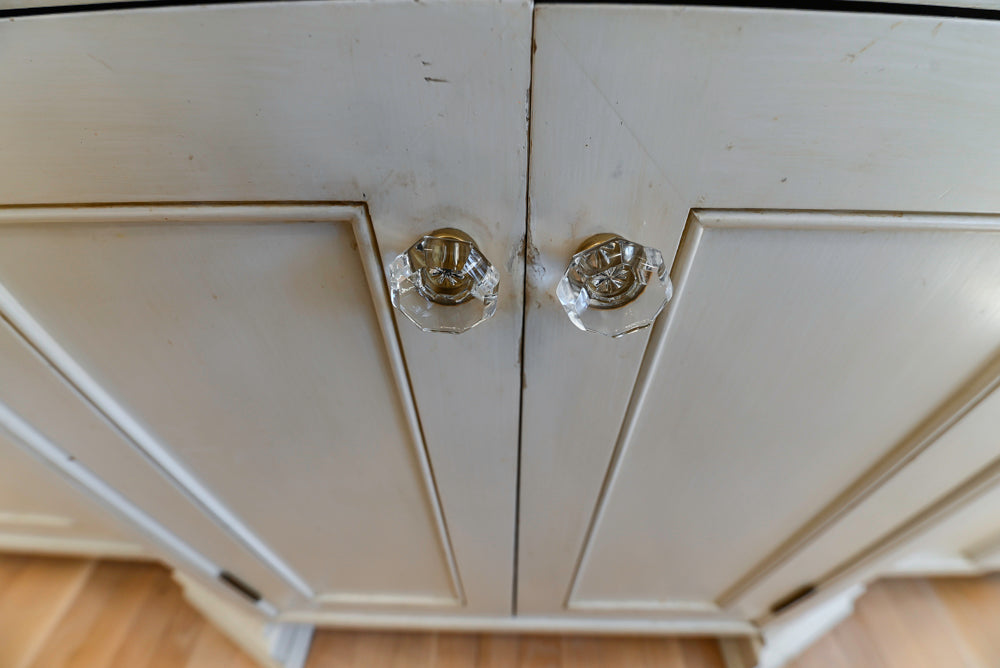 Custom Traditional Cream Kitchen with Island, Granite Countertops and 48" Range