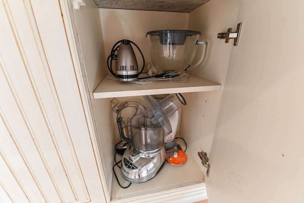 Custom Traditional Cream Kitchen with Island, Granite Countertops and 48" Range