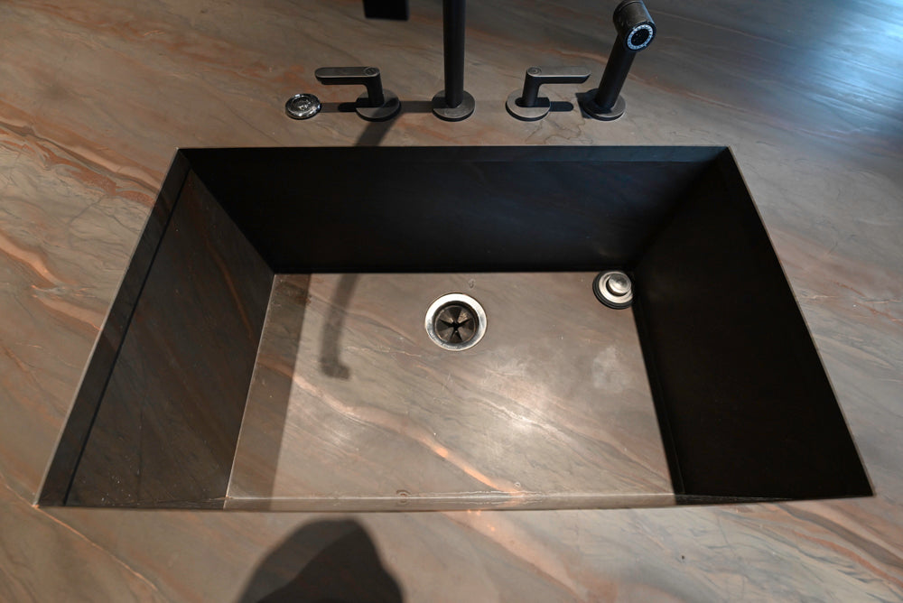 minotticucine Modern Classic Dark Brown Kitchen with Stone Countertops