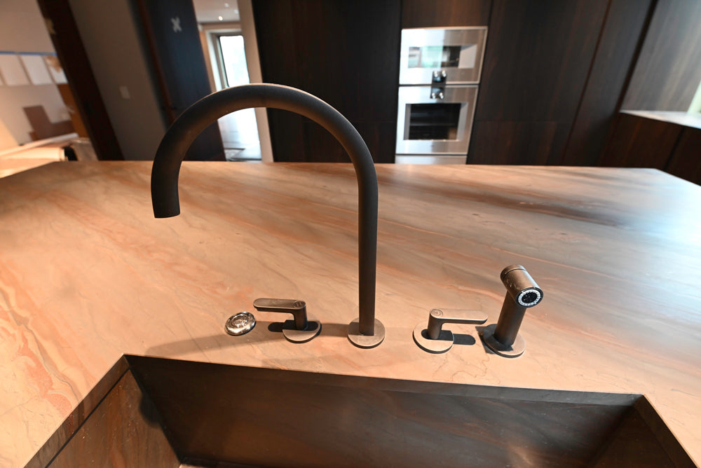 minotticucine Modern Classic Dark Brown Kitchen with Stone Countertops