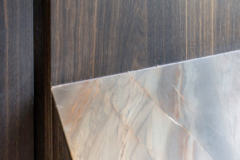 minotticucine Modern Classic Dark Brown Kitchen with Stone Countertops