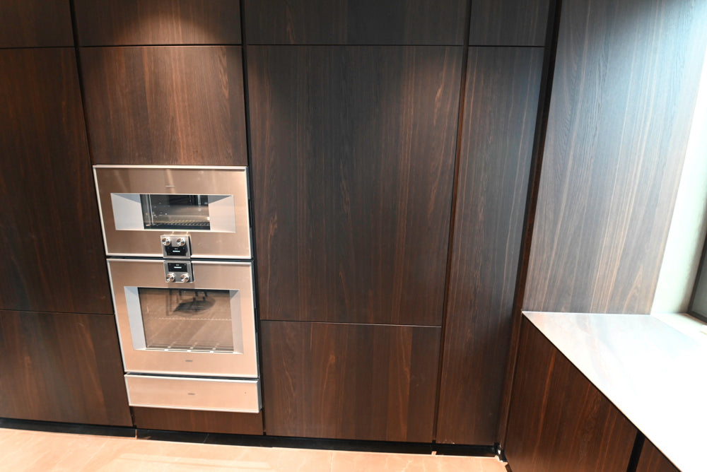 minotticucine Modern Classic Dark Brown Kitchen with Stone Countertops