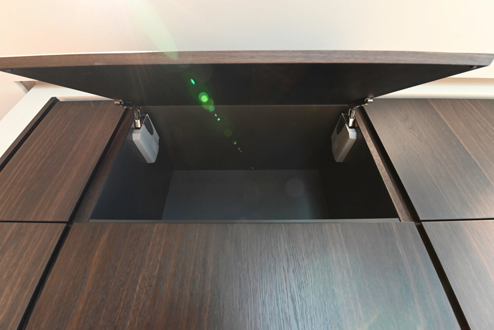 minotticucine Modern Classic Dark Brown Kitchen with Stone Countertops