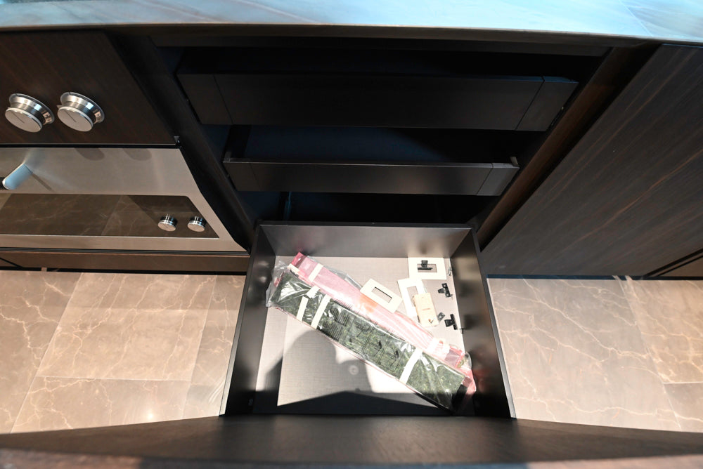 minotticucine Modern Classic Dark Brown Kitchen with Stone Countertops