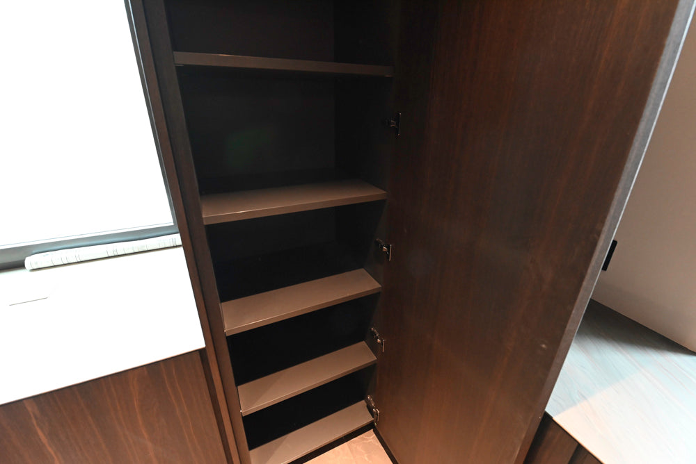 minotticucine Modern Classic Dark Brown Kitchen with Stone Countertops