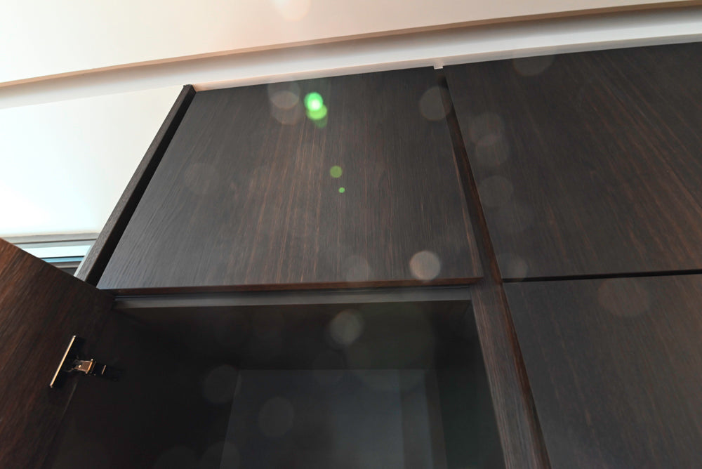 minotticucine Modern Classic Dark Brown Kitchen with Stone Countertops