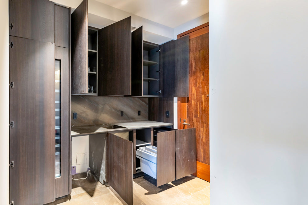 minotticucine Modern Classic Brown Butler's Pantry with Stone Countertops and Gaggenau Wine Cooler