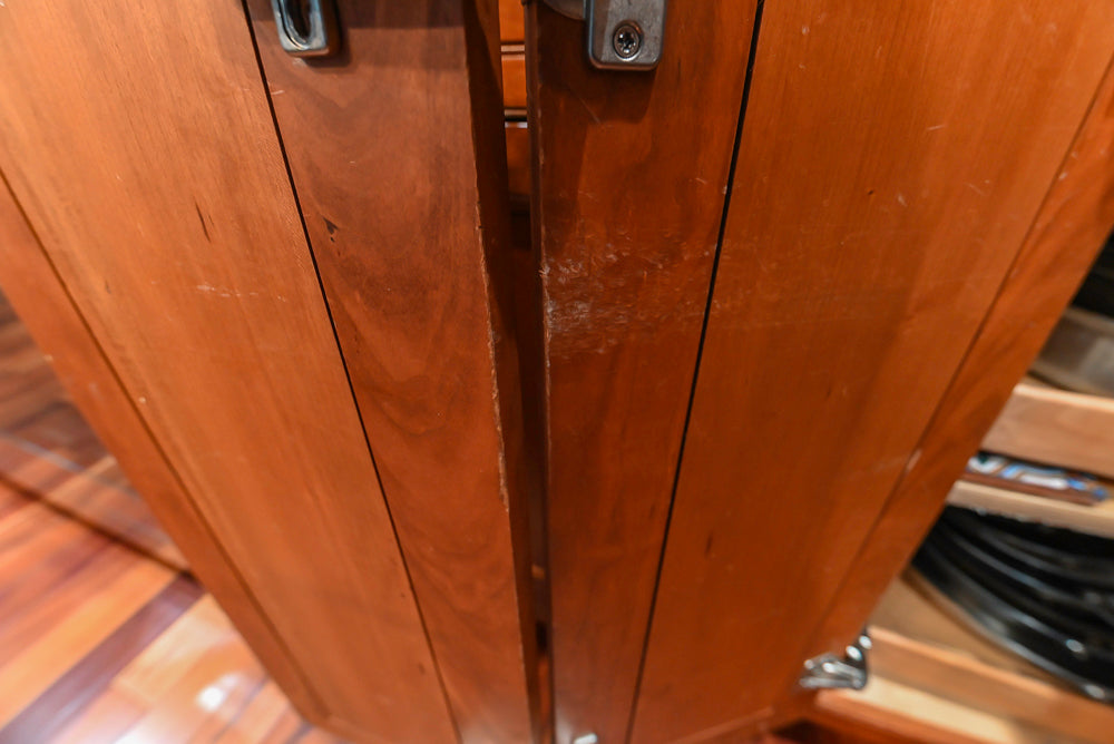 Plain & Fancy Traditional Wooden Kitchen with Island, Quartz Countertops & Appliances