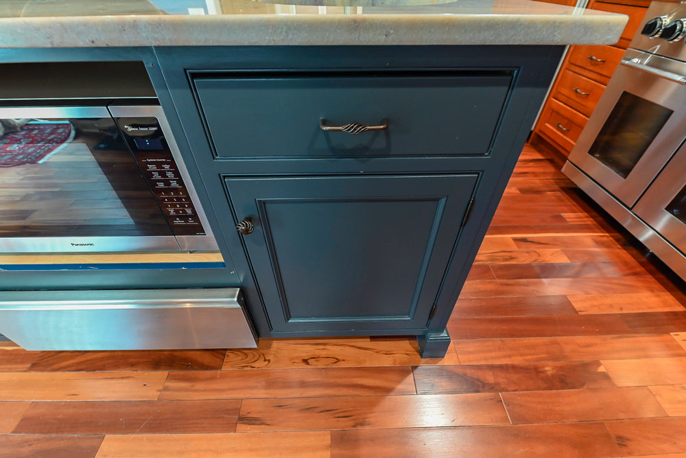 Plain & Fancy Traditional Wooden Kitchen with Island, Quartz Countertops & Appliances