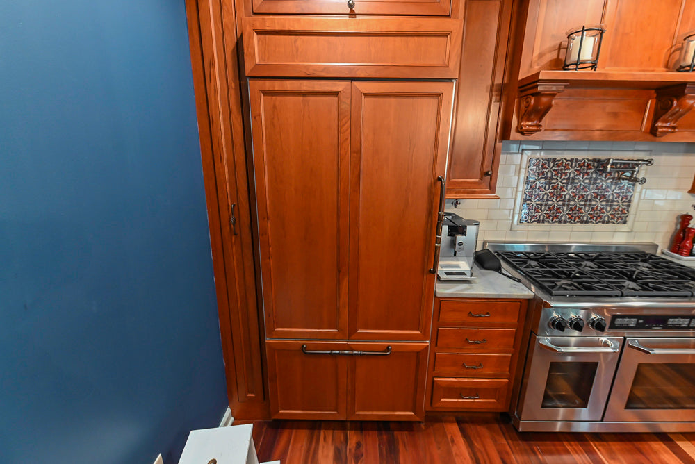 Plain & Fancy Traditional Wooden Kitchen with Island, Quartz Countertops & Appliances
