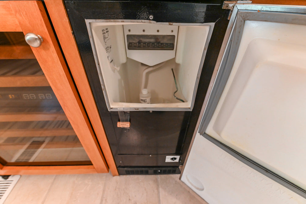 Traditional Wooden Butler's Pantry with Sub-Zero Wine Cooler & Desk Area