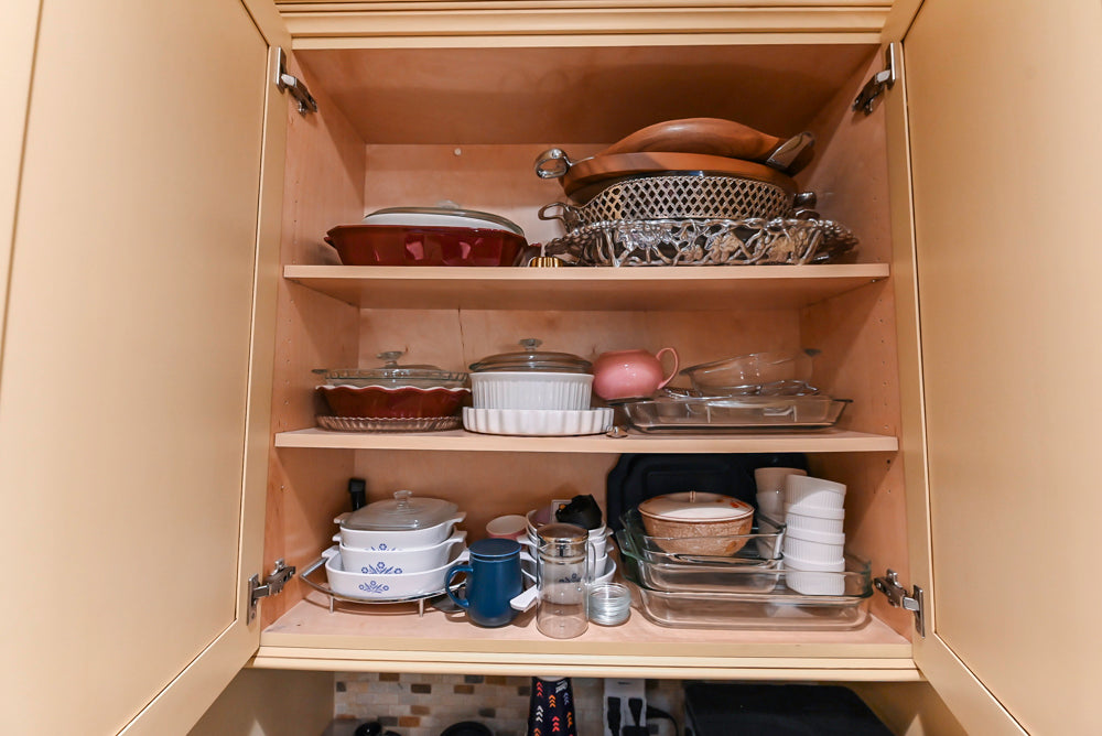 Custom Traditional Cream Kitchen with Island, Butler's Pantry and Viking Appliances