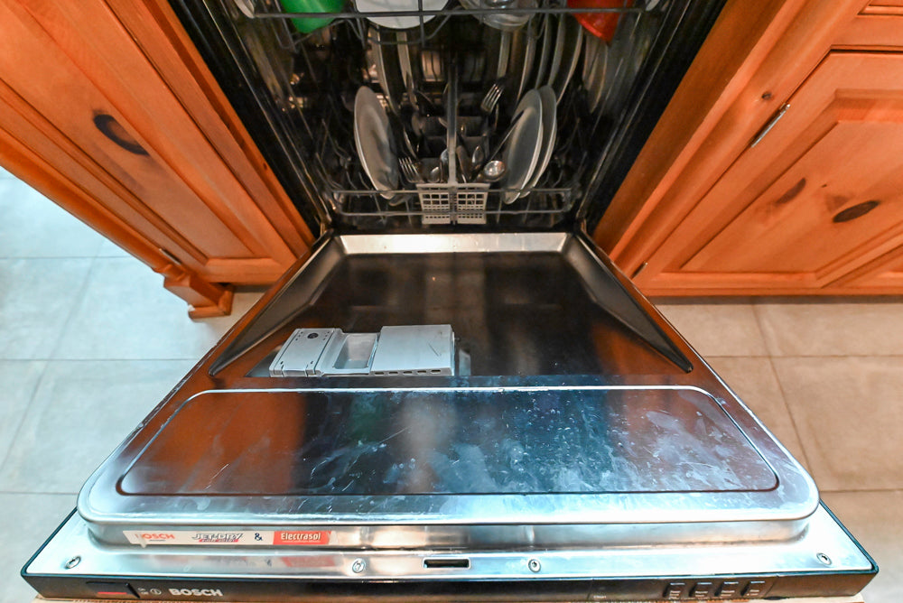 Custom Traditional Natural Wood Kitchen with Granite Countertops and Appliances