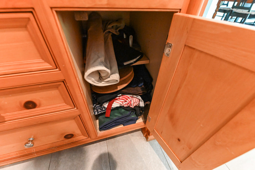 Custom Traditional Natural Wood Kitchen with Granite Countertops and Appliances
