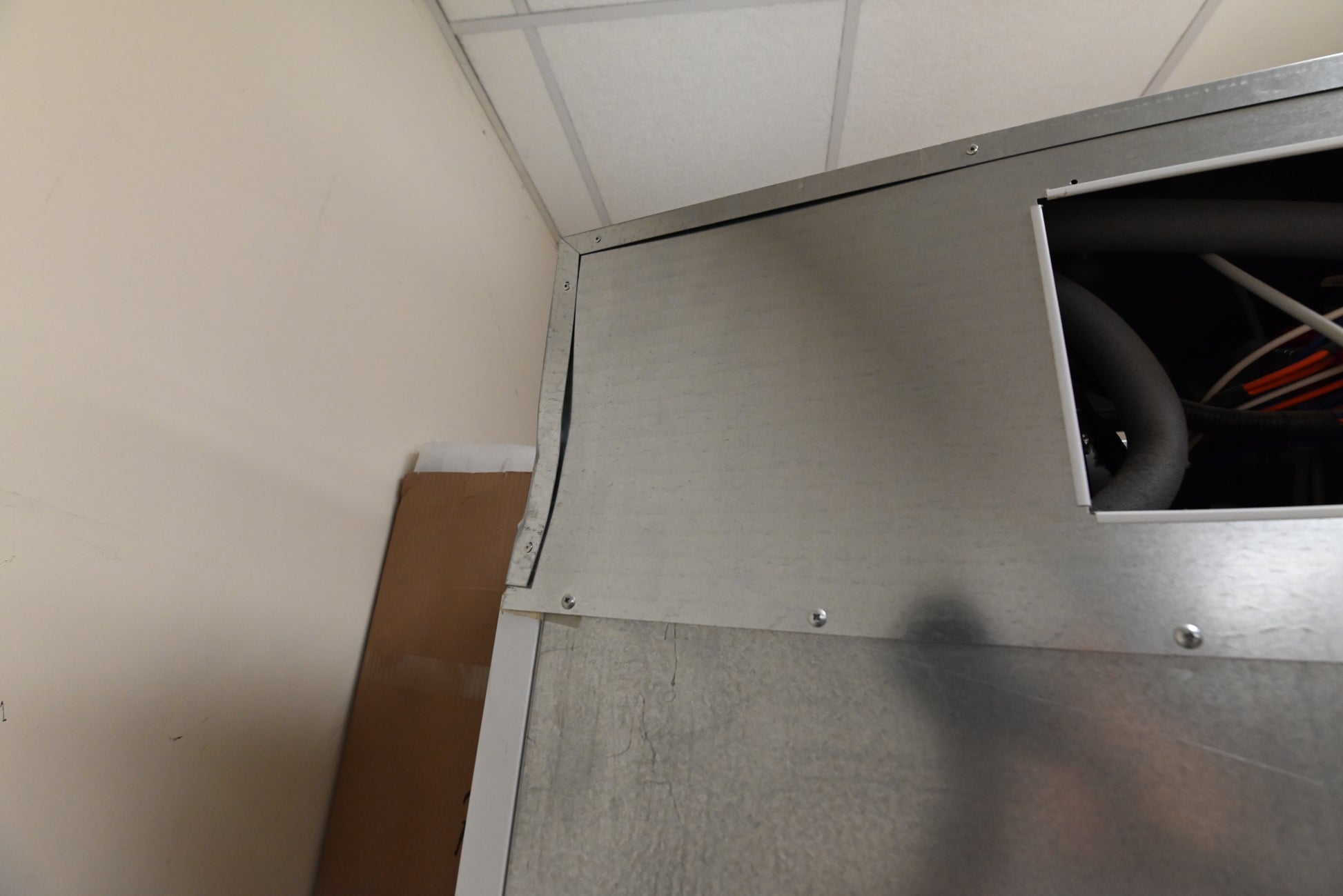 Monogram ZISS420DXDSS 42" Stainless Steel Side by Side Refrigerator, Pre-Owned, 2015