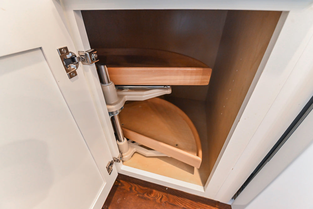 Fabuwood Transitional White Kitchen with Island and White Marble Countertops