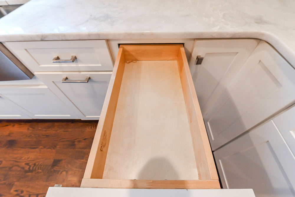 Fabuwood Transitional White Kitchen with Island and White Marble Countertops