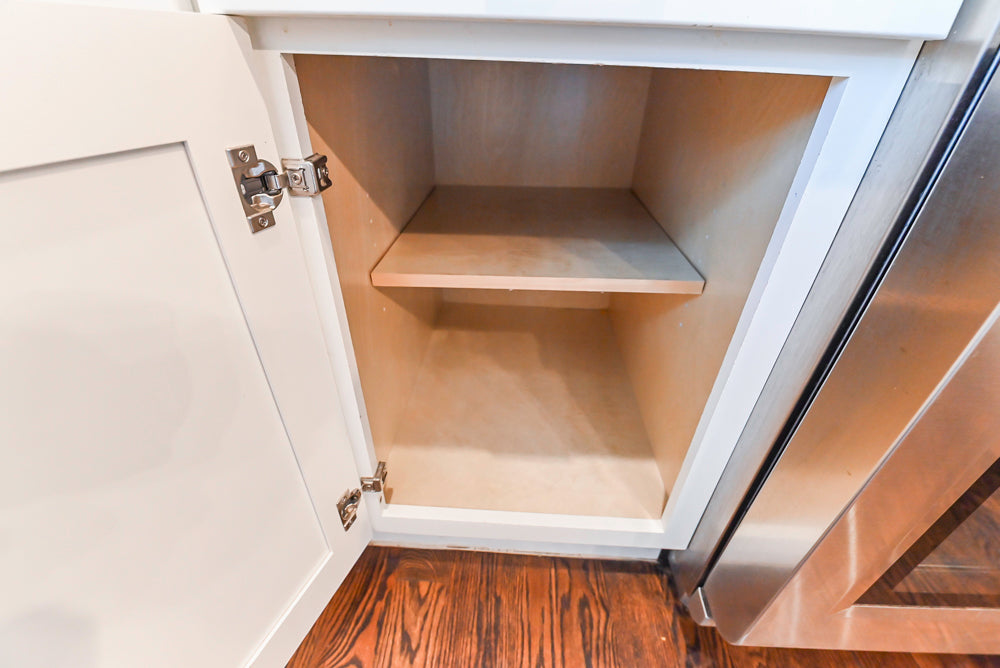 Fabuwood Transitional White Kitchen with Island and White Marble Countertops
