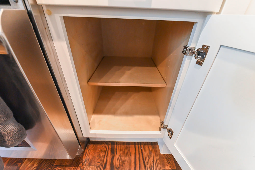 Fabuwood Transitional White Kitchen with Island and White Marble Countertops