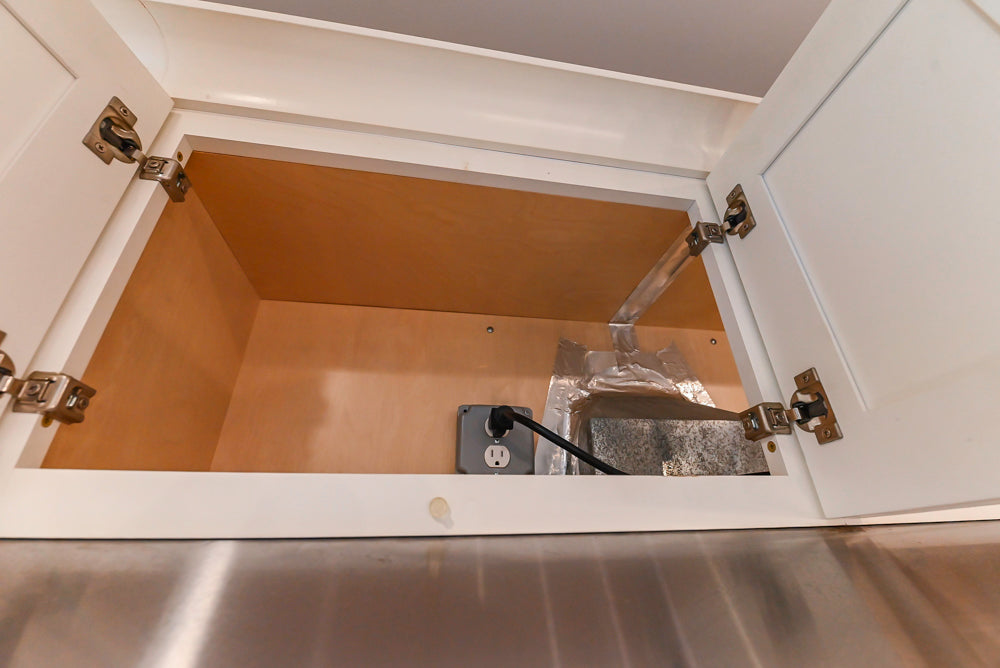 Fabuwood Transitional White Kitchen with Island and White Marble Countertops