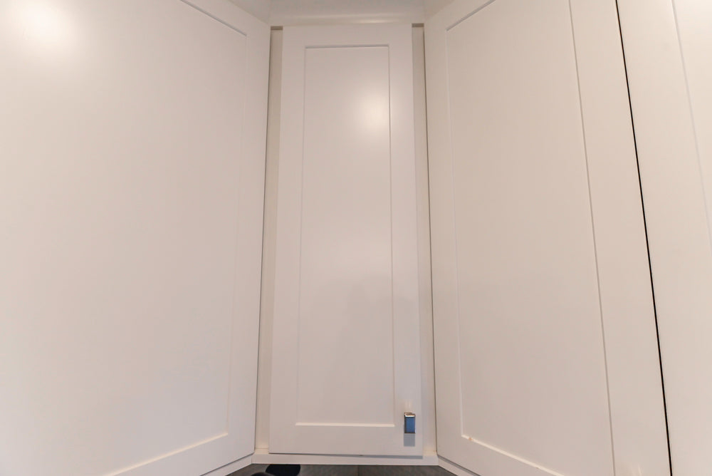 Fabuwood Transitional White Kitchen with Island and White Marble Countertops