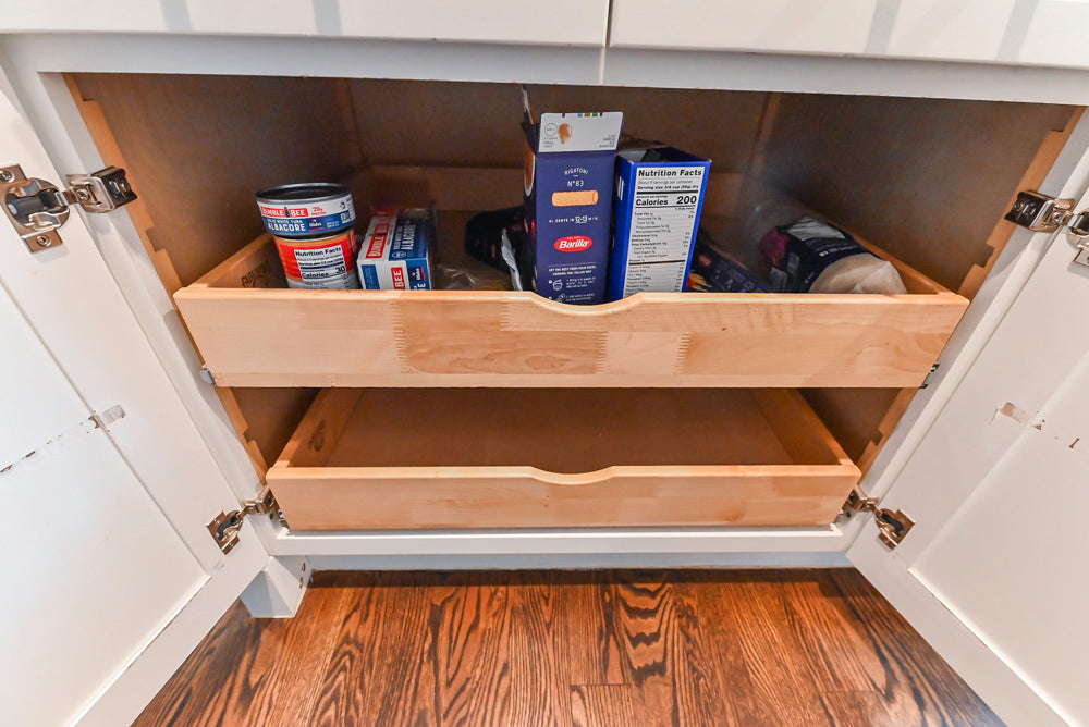 Fabuwood Transitional White Kitchen with Island and White Marble Countertops