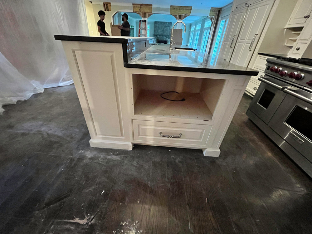 Rutt Traditional White Kitchen with Butler's Pantry, 48" Wolf Range & Sub-Zero Refrigerators