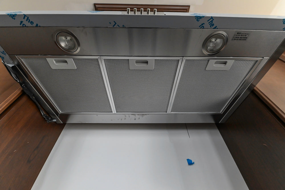 Century Transitional Dark Brown Wooden Kitchen with Island, Granite Countertops and Appliances