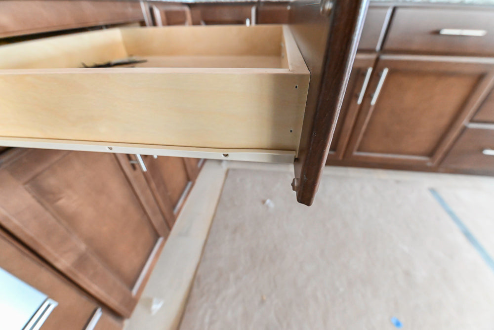 Century Transitional Dark Brown Wooden Kitchen with Island, Granite Countertops and Appliances