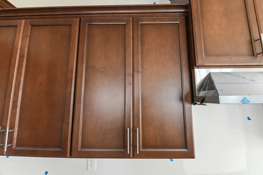 Century Transitional Dark Brown Wooden Kitchen with Island, Granite Countertops and Appliances