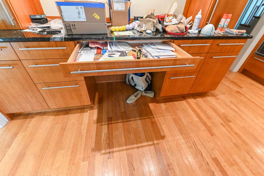 Custom Transitional Kitchen with Island, Granite Countertops and Complete Appliance Package