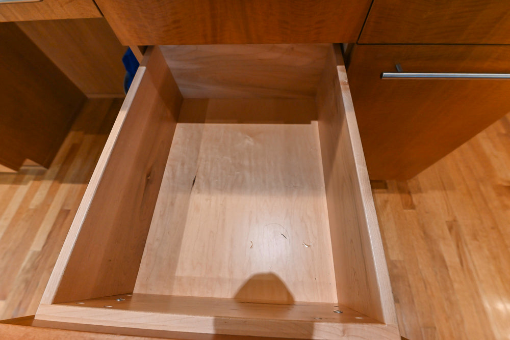 Custom Transitional Kitchen with Island, Granite Countertops and Complete Appliance Package