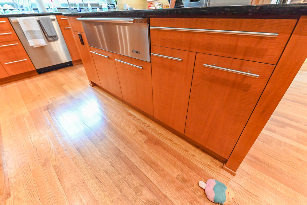 Custom Transitional Kitchen with Island, Granite Countertops and Complete Appliance Package